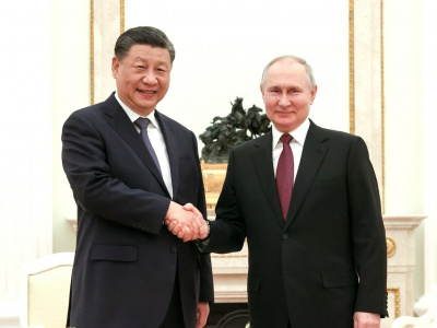 Поведение Путина в Пекине после перелета удивило жителей Китая