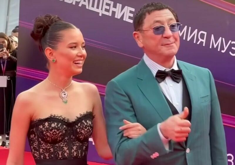 Лепс с 18 летней девушкой