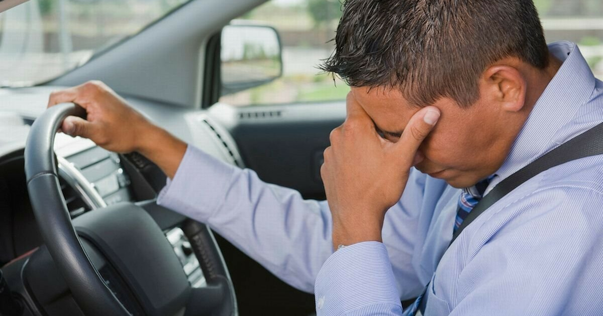 скучно машина. самая скучная машина. скучно машина. стоять в пробке. скучно машина.