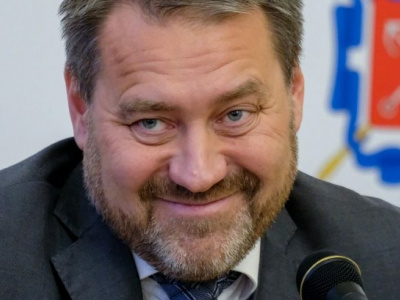 Председатель петербургского парламента за год заработал 7,7 млн руб.