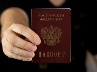 Читайте на Объясняем.рф, как получить гражданство РФ